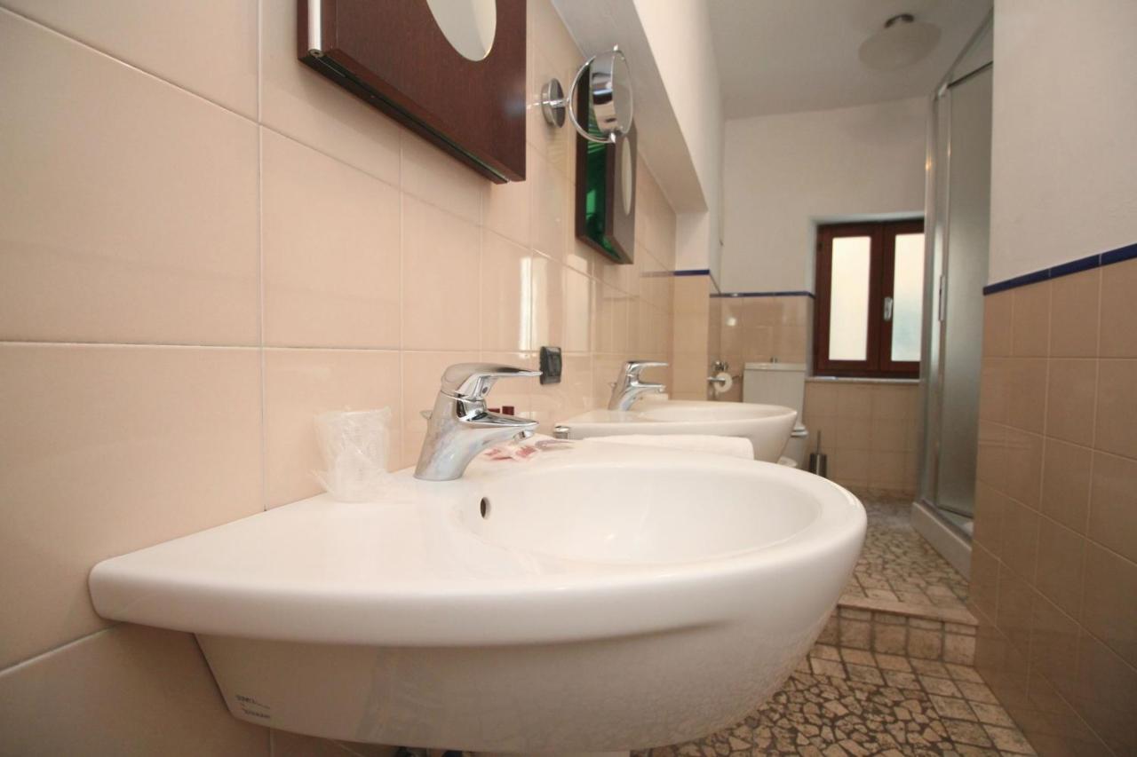 Logge Del Papa Apartment Сиена Экстерьер фото